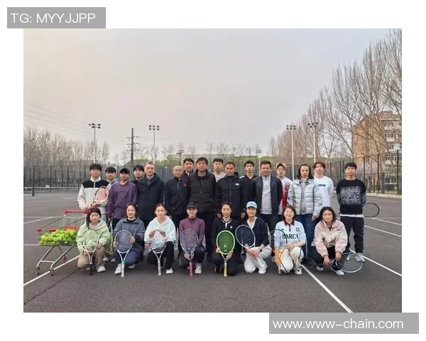 重庆网球队与广州网球队赛后分析个人能力对比及战术表现探讨